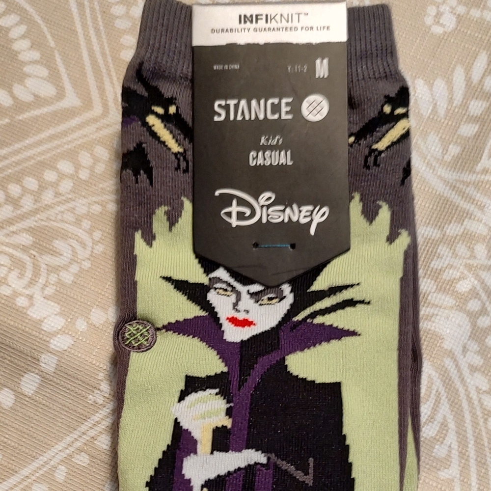 Youth Stance socks Medium